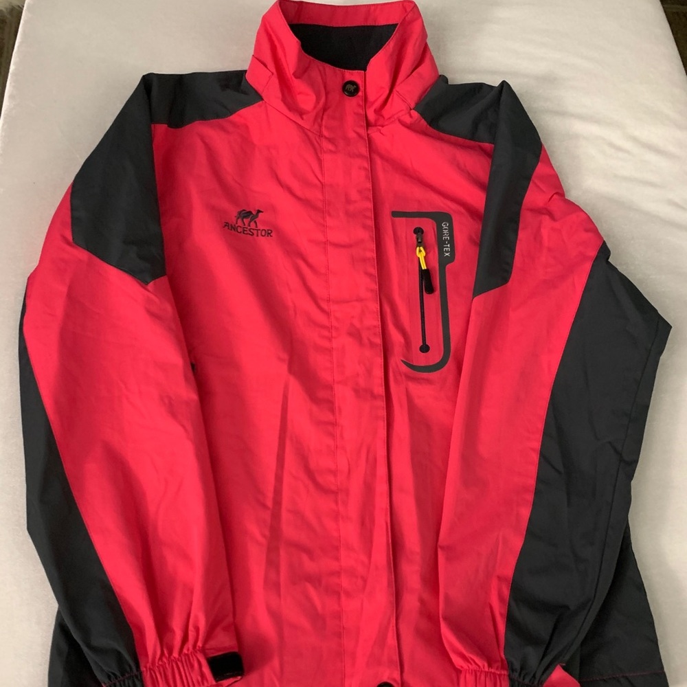 JACKET